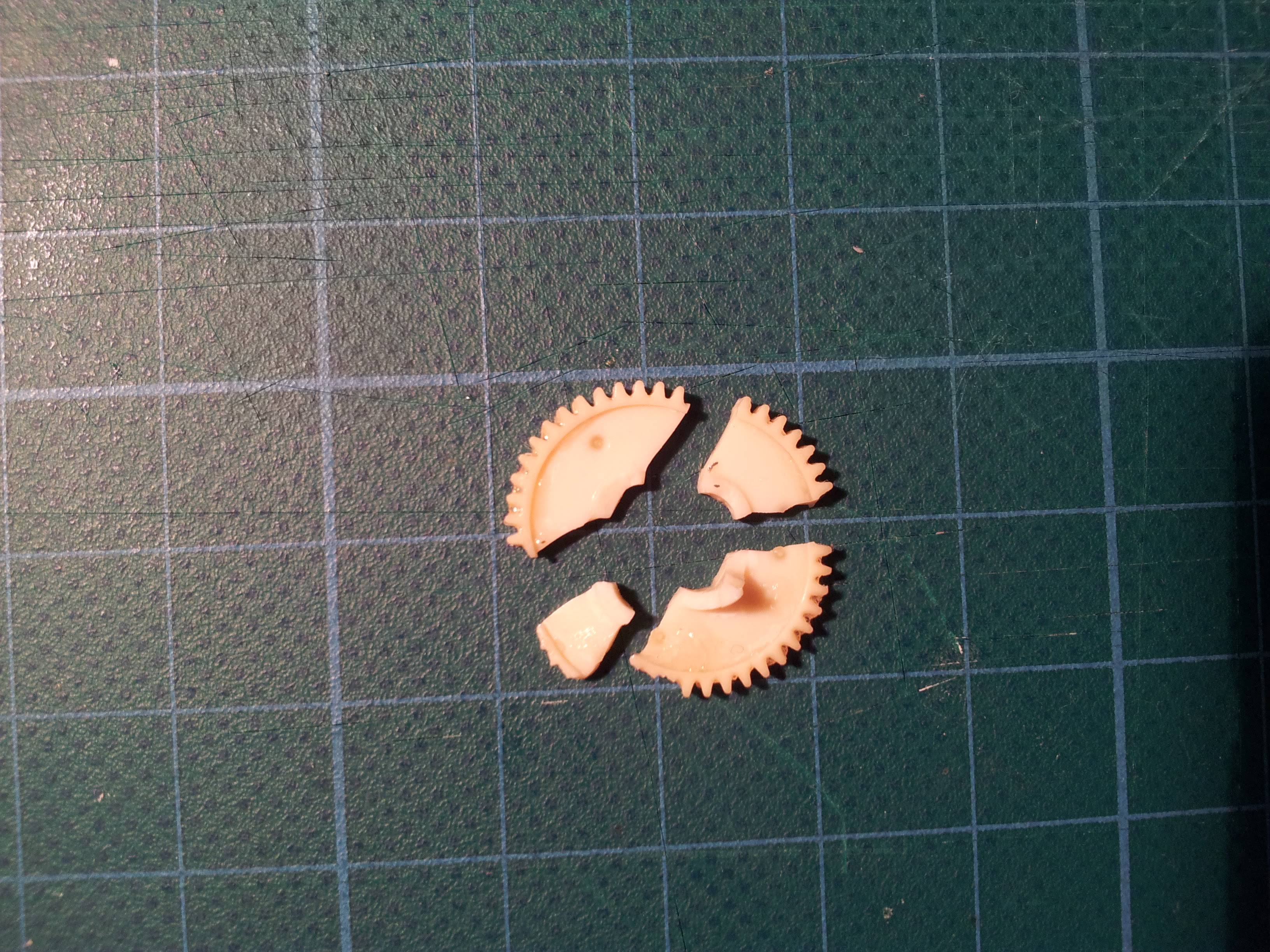 Sansui repair - Broken Gear 1 Sansui repair - Broken Gear 1